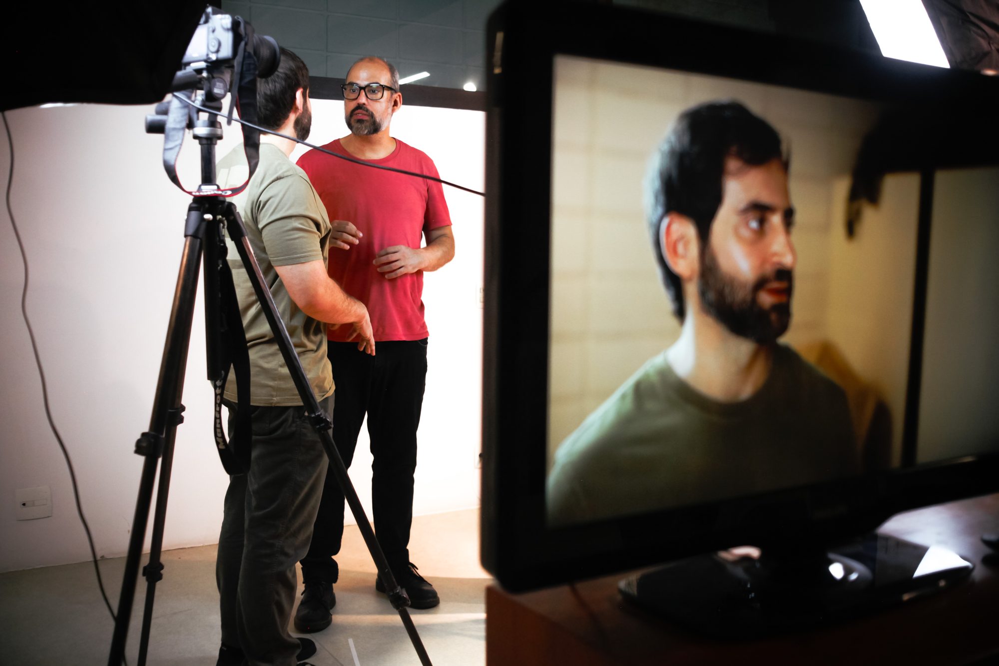 Tomás Rezende no set